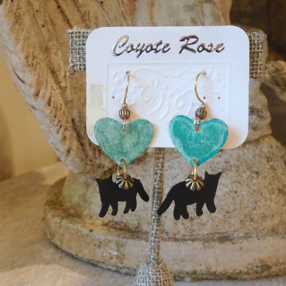 Vintage 90s Jody Coyote Rose Whimsical Black Cat Turquoise Heart Dangle Earrings - Picture 6 of 11